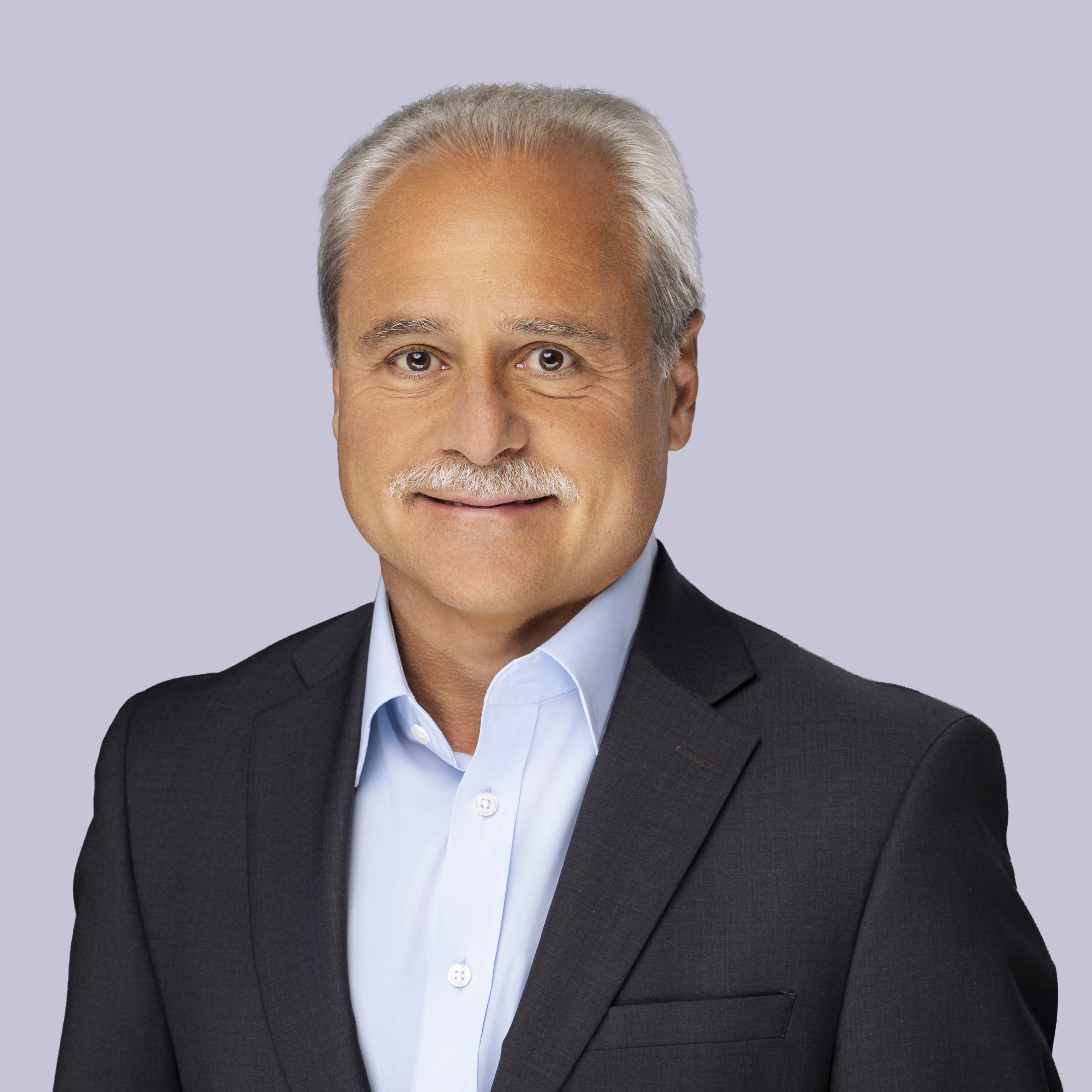 ADRIAN ISMAN-3207(1X1).jpg