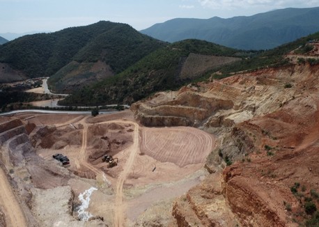 A high angle view of a dam

Description automatically generated with medium confidence