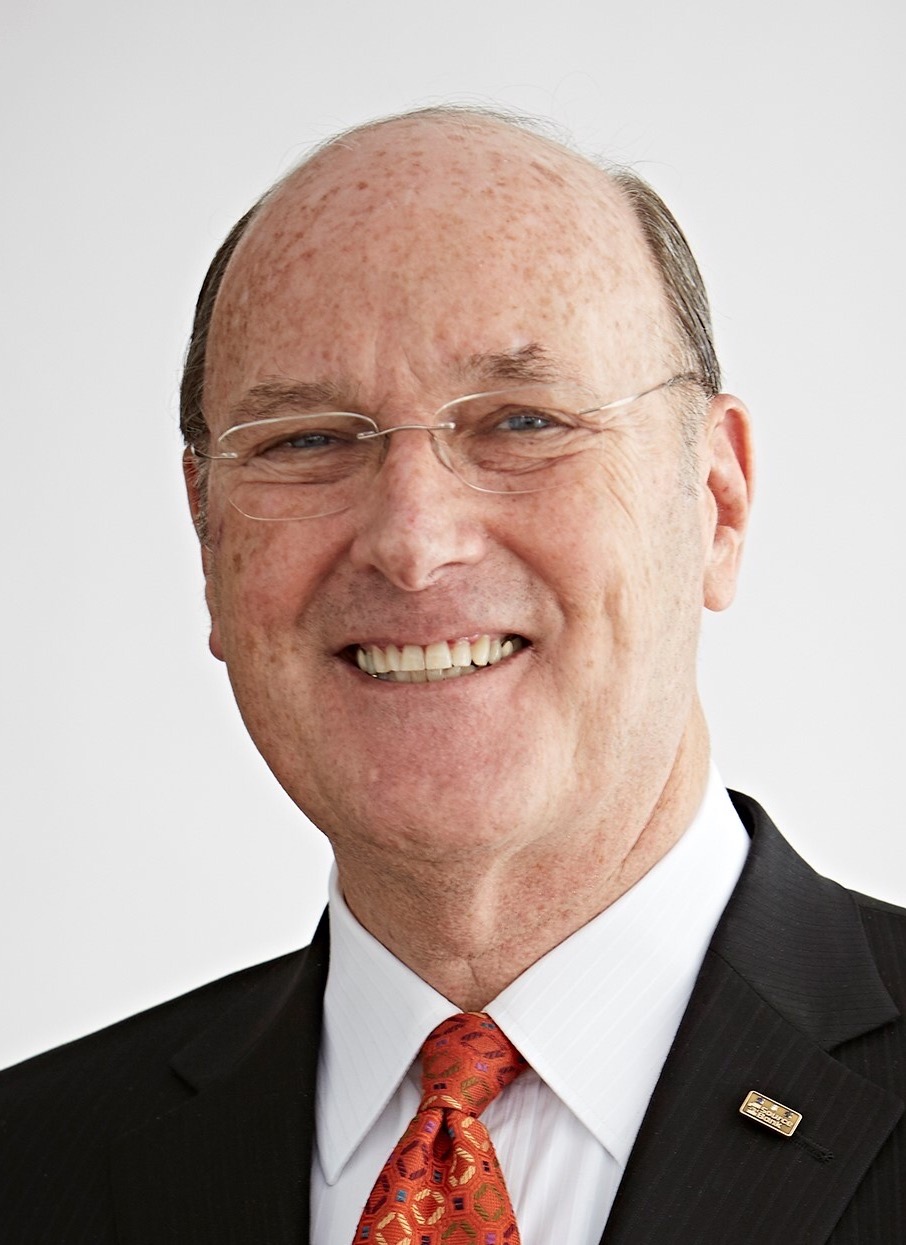 christophermurphychairmanaa.jpg